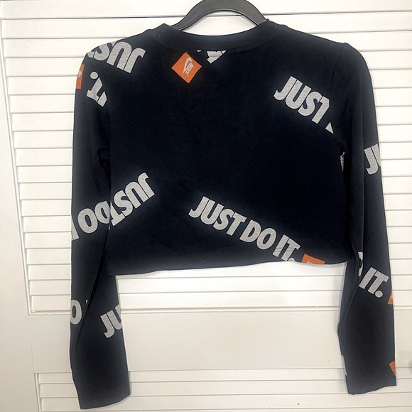 NWT Nike Cropped long sleeve multicolored size XS - Picture 7 of 7